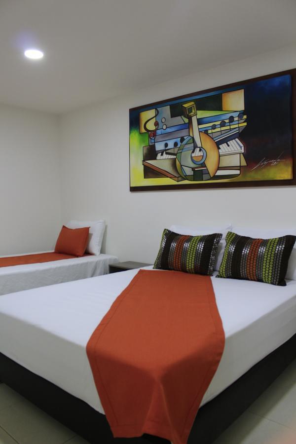 Hotel Pereira 421 Екстер'єр фото